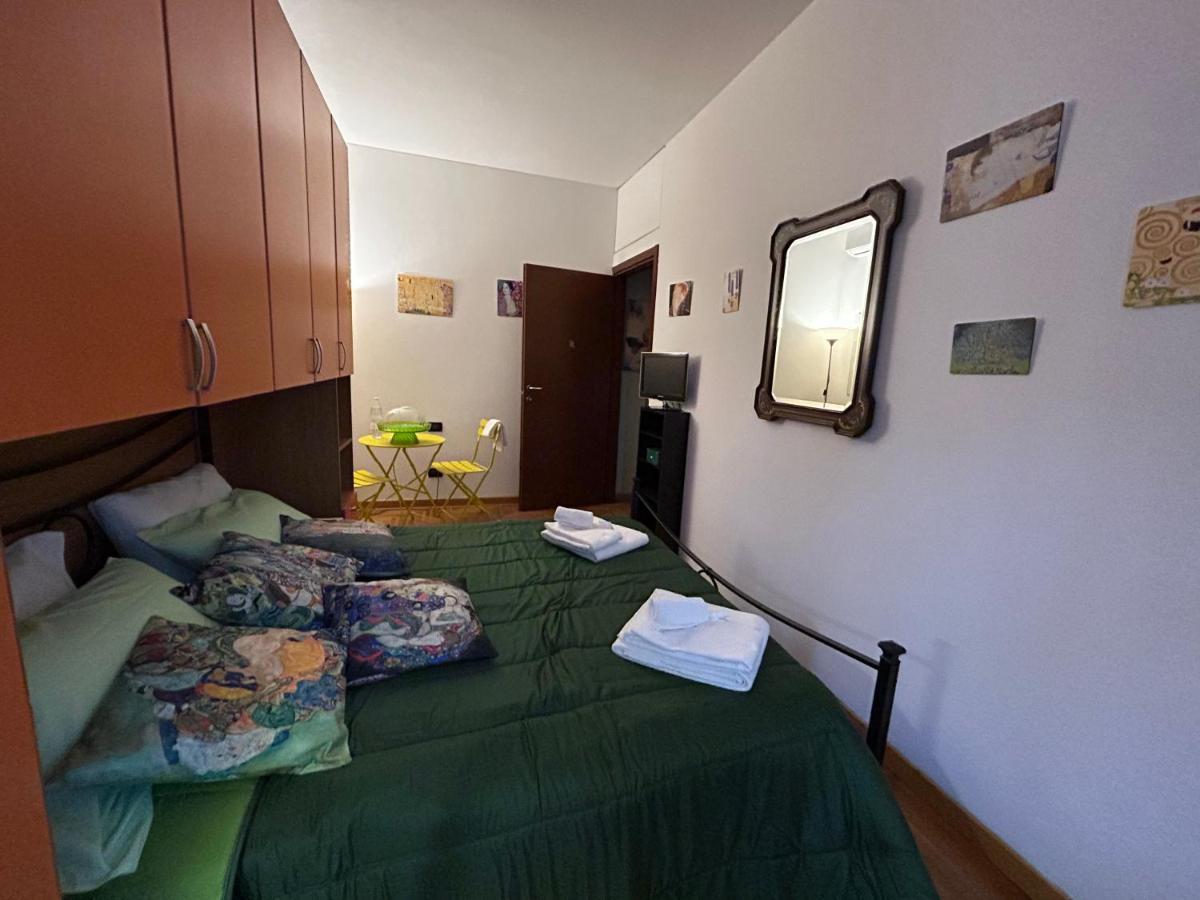 Casa Milano Expo Sp Bed & Breakfast Exterior photo